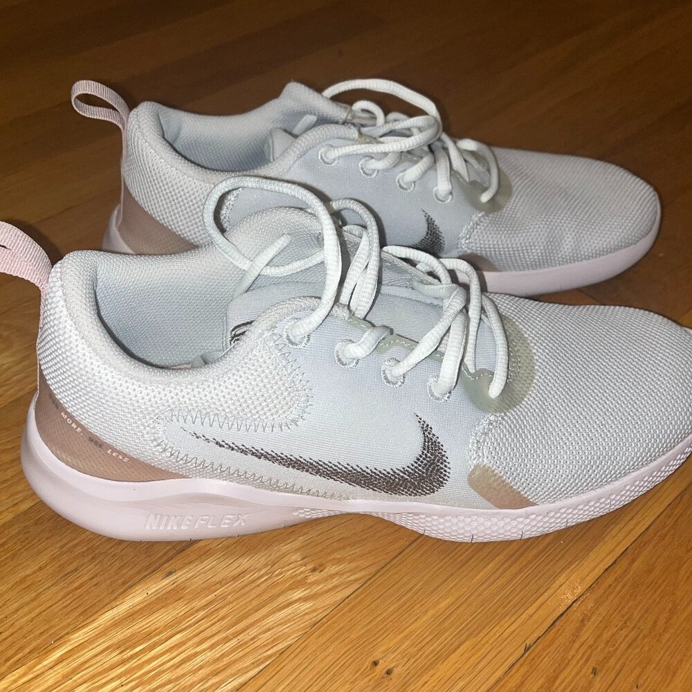 Nike Women's Flex running sneakers White rose gold/pink trainers 9.5 arhletic